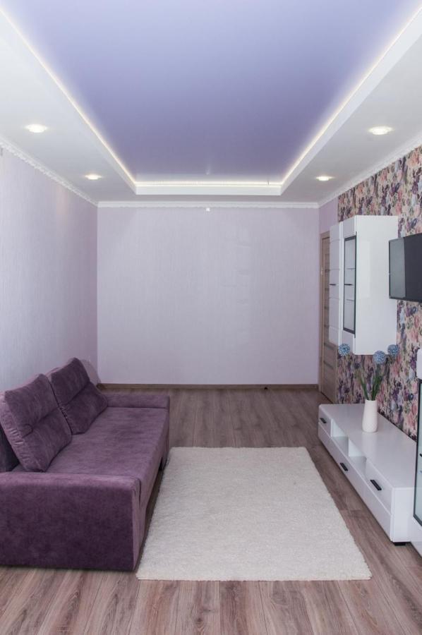Vip Apartments Lutsk Eksteriør bilde